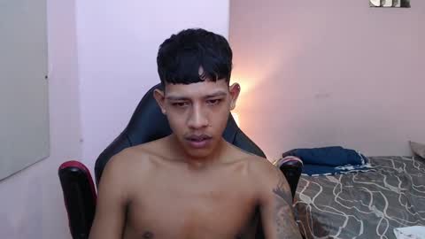 mr_stiven_ online show from January 2025 05:16:02 AM