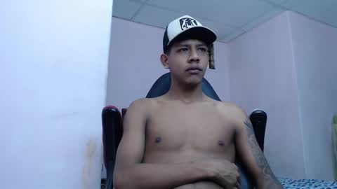 mr_stiven_ online show from January 2025 02:55:01 AM