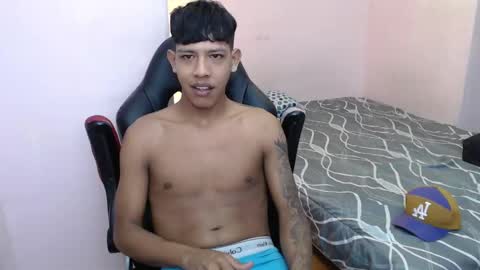 mr_stiven_ online show from January 2025 05:52:02 AM