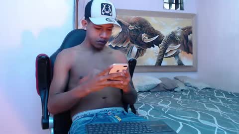 mr_stiven_ online show from February 2025 02:42:02 AM