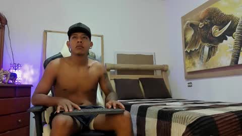 mr_stiven_ online show from March 2026 04:08:02 AM