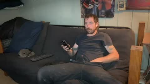 Snapshot of mr_valdor chatting on June 2026 04:09:02 PM Valdor online show from June 2026 04:09:02 PM
