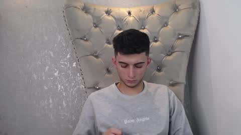 Snapshot of mr_williseo chatting on January 2025 09:15:02 PM williseo online show from January 2025 09:15:02 PM