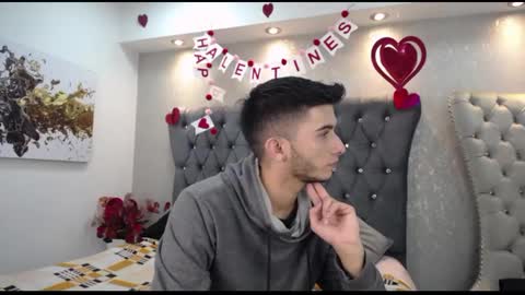 Snapshot of mr_williseo chatting on February 2025 08:13:02 PM williseo online show from February 2025 08:13:02 PM