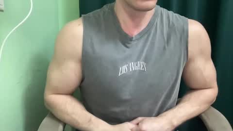 Mrbiceps23 online show from December 2024 01:11:02 PM
