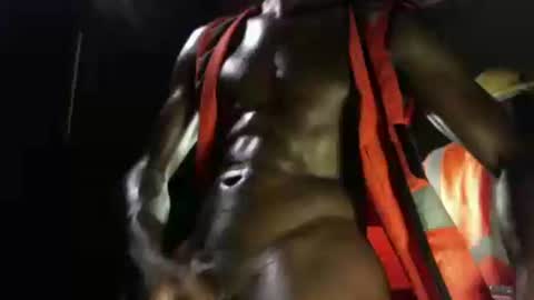 MrBigDiQ1 online show from February 2025 10:31:01 PM