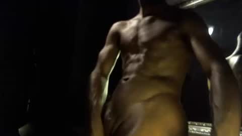 MrBigDiQ1 online show from February 2025 10:28:02 AM