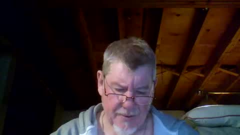 Snapshot of mrblade666 chatting on May 2026 12:27:02 AM mrblade666 online show from May 2026 12:27:02 AM