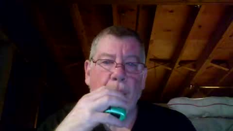 Snapshot of mrblade666 chatting on May 2026 03:15:01 AM mrblade666 online show from May 2026 03:15:01 AM