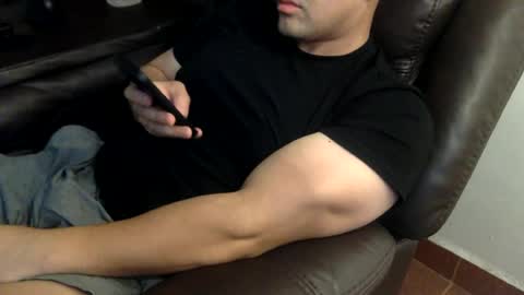 Snapshot of mrbree chatting on June 2026 05:13:02 PM Mr Bree online show from June 2026 05:13:02 PM