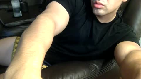 Snapshot of mrbree chatting on July 2026 05:16:02 PM Mr Bree online show from July 2026 05:16:02 PM