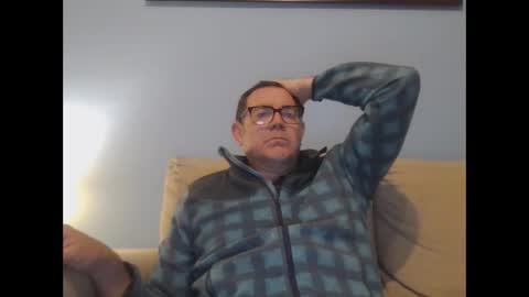 Mrcaruso online show from November 2025 07:00:02 AM