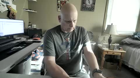 Snapshot of mrclean_55 chatting on October 2025 09:23:02 PM MrClean55 online show from October 2025 09:23:02 PM