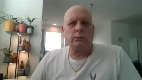Snapshot of mrclean_55 chatting on June 2026 03:55:02 PM MrClean55 online show from June 2026 03:55:02 PM