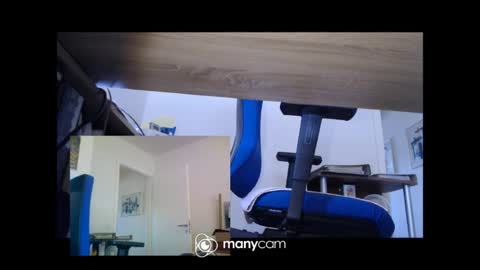 MrJohnsen1975 online show from August 2026 02:37:01 PM