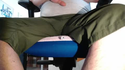 MrJohnsen1975 online show from August 2026 10:51:01 AM