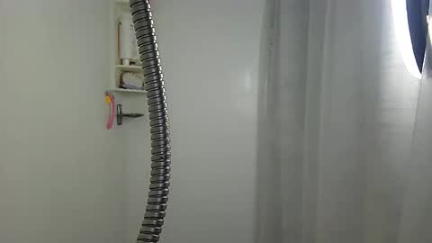 Rem M online show from October 2025 06:58:02 AM