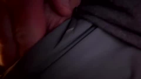 mreric_210 online show from October 2025 04:42:01 AM