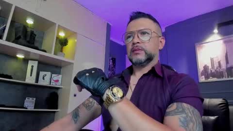 MrFrank. online show from January 2026 01:27:02 PM