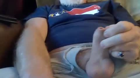 Snapshot of mrhollar chatting on December 2024 12:52:01 PM mrhollar online show from December 2024 12:52:01 PM