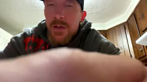 Snapshot of mrj1982 chatting on October 2025 11:29:02 PM Mr.j online show from October 2025 11:29:02 PM