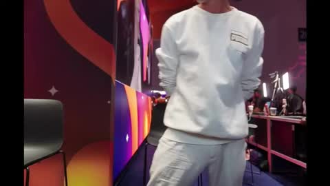 Snapshot of mrlong23cm chatting on September 2025 03:39:02 PM Mr Long online show from September 2025 03:39:02 PM