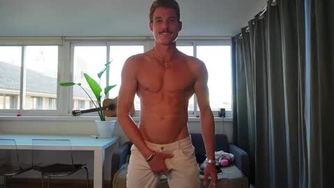 Snapshot of mrlong23cm chatting on November 2025 03:55:01 PM Mr Long online show from November 2025 03:55:01 PM