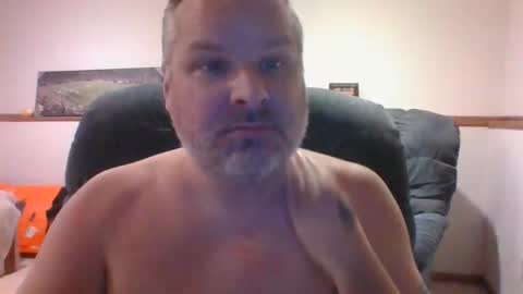 Snapshot of mrlovalova83 chatting on March 2025 06:39:02 AM mrlovalova83 online show from March 2025 06:39:02 AM