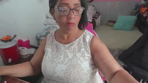mrs_mommy online show from March 2026 07:18:02 PM