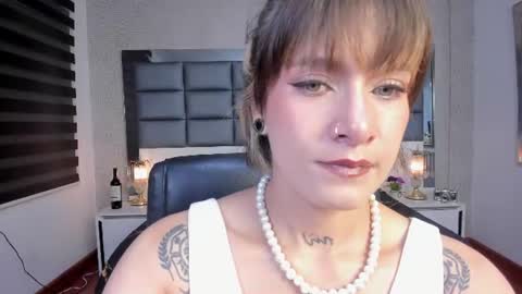 Regina online show from July 2026 03:20:02 AM