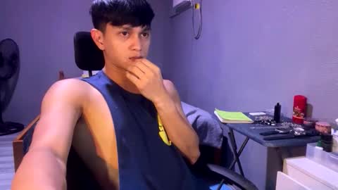 Snapshot of mrshawn95 chatting on May 2026 05:22:02 PM shawn online show from May 2026 05:22:02 PM