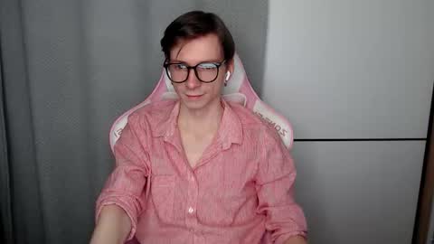 Shy Boy  online show from December 2025 09:58:01 AM