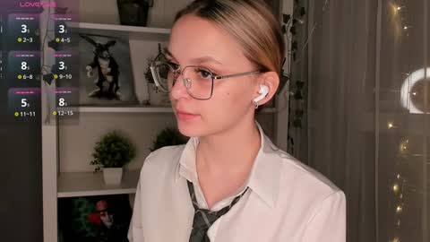 Snapshot of ms_elizabethqueen chatting on February 2025 03:17:02 PM Elizabeth online show from February 2025 03:17:02 PM