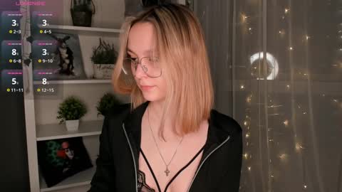 Snapshot of ms_elizabethqueen chatting on February 2025 07:06:02 PM Elizabeth online show from February 2025 07:06:02 PM