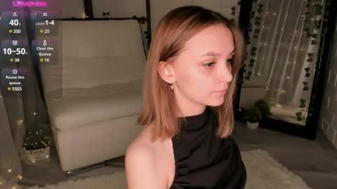 Snapshot of ms_elizabethqueen chatting on March 2025 07:37:01 PM Elizabeth online show from March 2025 07:37:01 PM