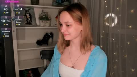 Snapshot of ms_elizabethqueen chatting on March 2025 08:59:01 PM Elizabeth online show from March 2025 08:59:01 PM