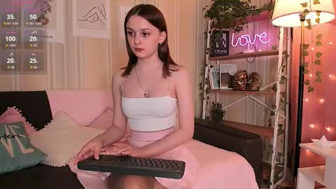 Snapshot of ms_elizabethqueen chatting on October 2025 12:35:02 PM Elizabeth online show from October 2025 12:35:02 PM