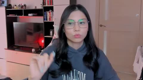 Snapshot of ms_emily_ chatting on April 2026 12:29:02 PM ms_emily_ online show from April 2026 12:29:02 PM