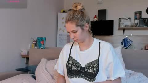 Snapshot of ms_foryou chatting on May 2026 03:07:01 PM Ms ForYOU online show from May 2026 03:07:01 PM