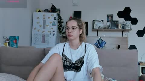Snapshot of ms_foryou chatting on May 2026 03:48:01 AM Ms ForYOU online show from May 2026 03:48:01 AM
