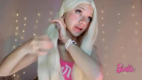 Snapshot of ms_pickless chatting on January 2026 02:10:01 PM Annabelle online show from January 2026 02:10:01 PM