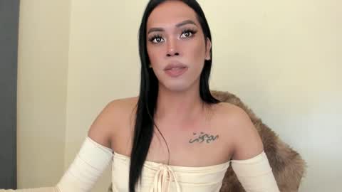 selena online show from January 2025 04:40:01 PM