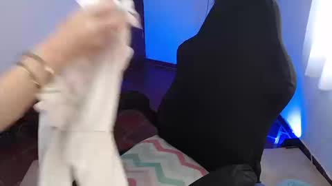 Sofia online show from March 2026 05:39:01 PM