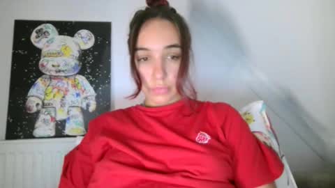 ms_sophiee online show from October 2025 06:39:01 PM