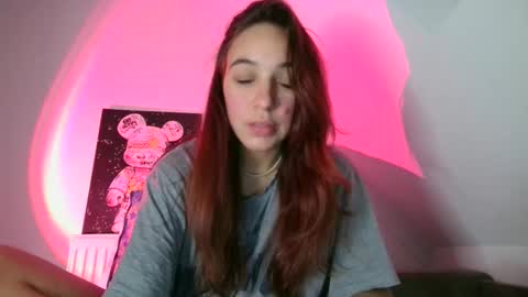 ms_sophiee online show from October 2025 06:16:01 PM
