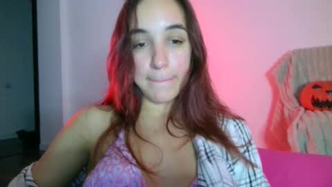 ms_sophiee online show from November 2025 11:18:02 PM