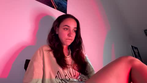Snapshot of ms_sophiee chatting on May 2026 08:25:02 PM ms_sophiee online show from May 2026 08:25:02 PM