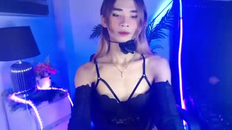 mscherry_ online show from November 2025 10:46:02 AM