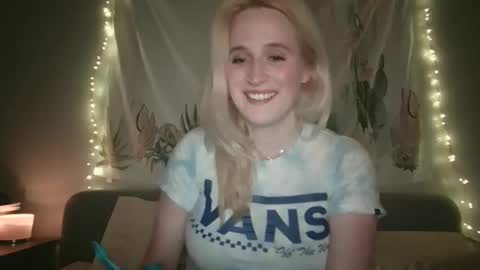 msclairewhatever online show from November 2025 07:52:02 AM