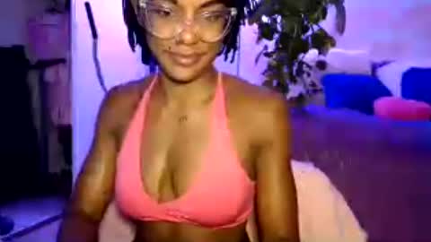 CocoSage online show from August 2026 09:07:01 PM